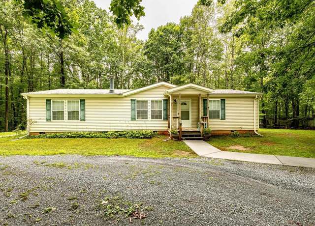 Property at 1020 Thorn Rose Ln, Charlottesville, VA 22902, 3 beds, 2 baths
