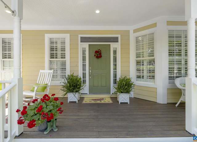 Property at 11 Begum Rd, Palmyra, VA 22963, 4 beds, 3.5 baths