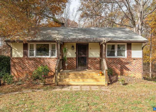 Property at 1208 Oak Hill Dr, Charlottesville, VA 22902, 3 beds, 2 baths