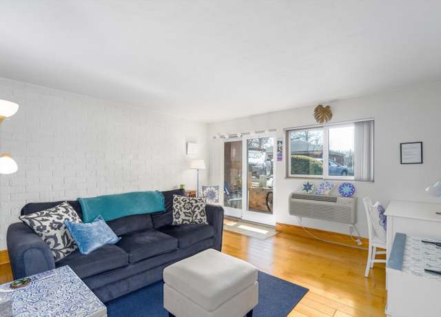 Property at 1800 Jefferson Park Ave #39, Charlottesville, VA 22903, 1 bed, 1 bath