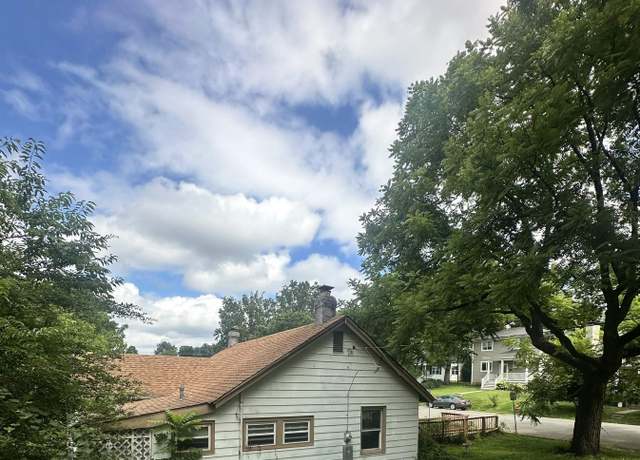 Property at 924 Bolling Ave, Charlottesville, VA 22902, 2 beds, 1 bath