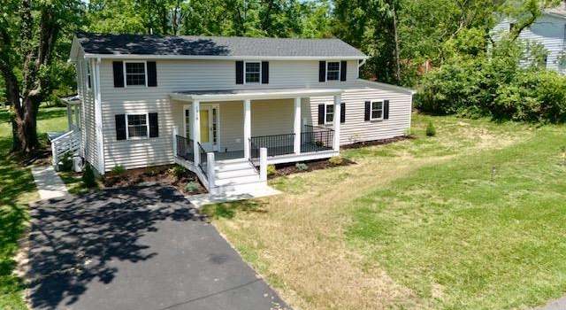 Photo of 1318 Saint George St, Crozet, VA 22932