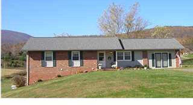 Photo of 1784 Simms Rd, Stanardsville, VA 22973