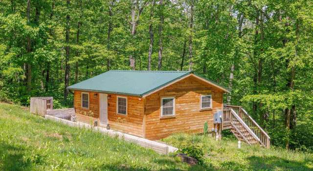 Photo of 700 Red Bird Dr, Stanardsville, VA 22973