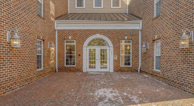 Photo of 1051 Glenwood Station Ln #405, Charlottesville, VA 22902