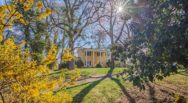 Photo of 1298 Kenwood Ln, Charlottesville, VA 22901