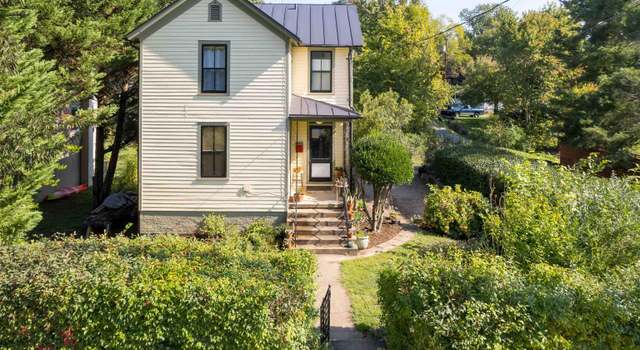 Photo of 1649 Market St E, Charlottesville, VA 22902