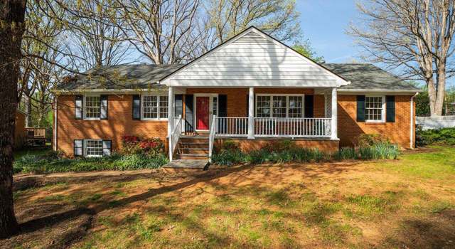 Photo of 503 Carrsbrook Dr, Charlottesville, VA 22901