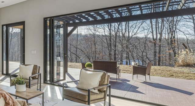 Photo of 453 Rocky Hollow Rd, Charlottesville, VA 22911