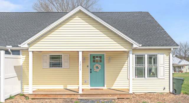 Photo of 1217 Delphine Ave S, Waynesboro, VA 22980
