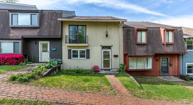 Photo of 86 Woodlake Dr, Charlottesville, VA 22901