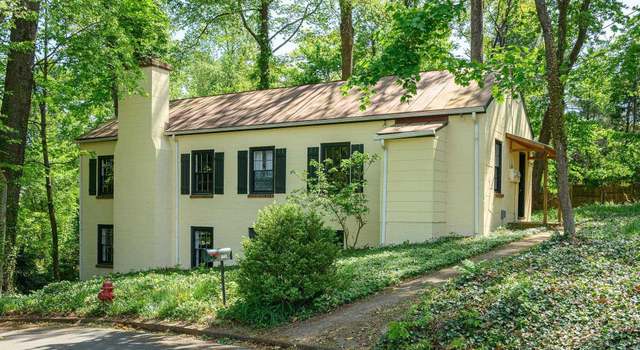 Photo of 1704 Rugby Cir, Charlottesville, VA 22903