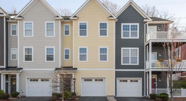 Photo of 2438 Winthrop Dr, Charlottesville, VA 22911