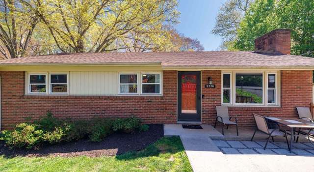Photo of 2226 Banbury St, Charlottesville, VA 22901