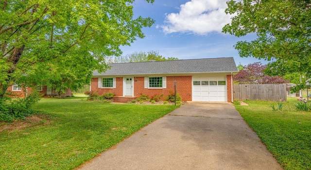 Photo of 845 Main St, Dillwyn, VA 23936
