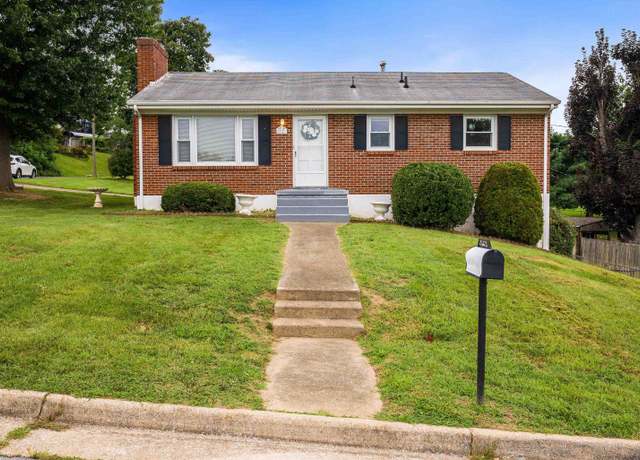 Property at 72 Hudson Ave, Staunton, VA 24401, 3 beds, 2 baths