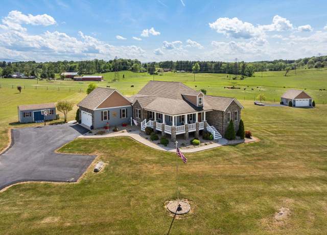 Property at 72 Bent Creek Rd, Waynesboro, VA 22980, 5 beds, 3 baths