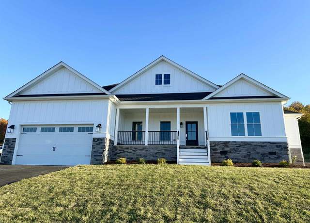Property at 21 Rolling Oaks Dr, Fishersville, VA 22939, 4 beds, 3 baths
