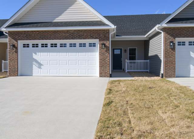 Property at 52 Fossil Dr, Stuarts Draft, VA 24477, 2 beds, 2 baths