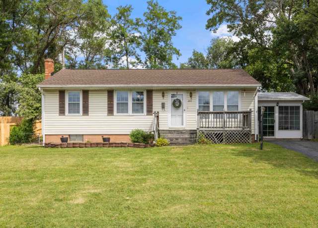 Property at 207 Link Rd, Waynesboro, VA 22980, 3 beds, 1.5 baths