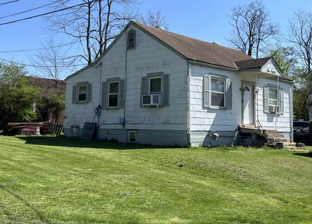 Property at 180 Winchester Ave N, Waynesboro, VA 22980, 2 beds, 1 bath