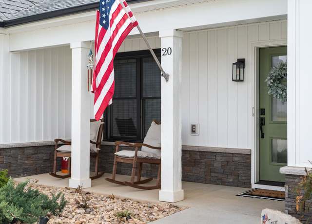 Property at 20 Laura Jean Ct, Waynesboro, VA 22980, 4 beds, 2 baths