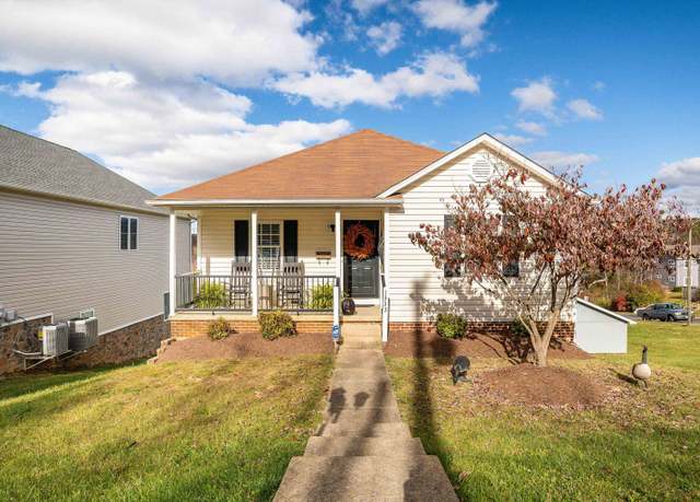 Property at 1333 C St, Waynesboro, VA 22980, 3 beds, 2 baths