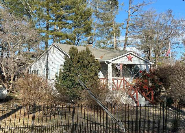 Property at 6 Misty Ridge Ln, Waynesboro, VA 22980, 2 beds, 1 bath