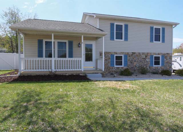Property at 8 Apple Ct, Waynesboro, VA 22980, 3 beds, 2 baths