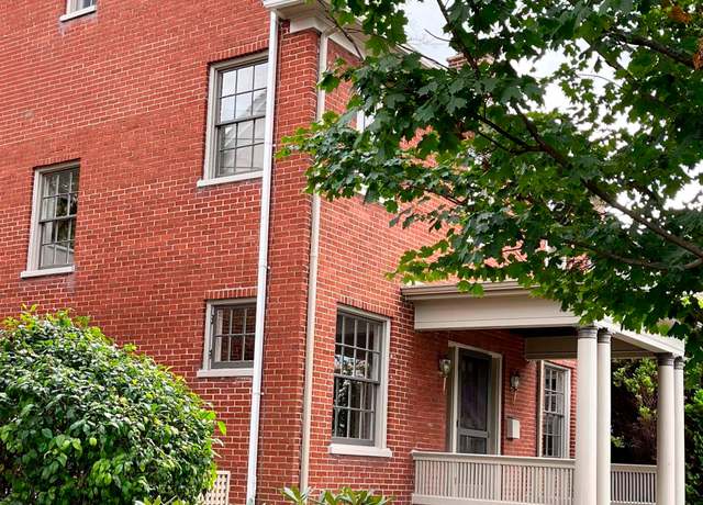 Property at 729 Selma Blvd, Staunton, VA 24401, 4 beds, 3 baths