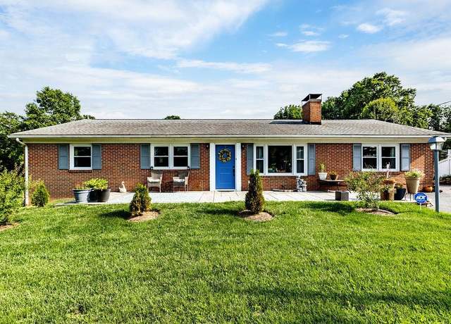 Property at 54 Lea Dr, Fishersville, VA 22939, 3 beds, 1.5 baths