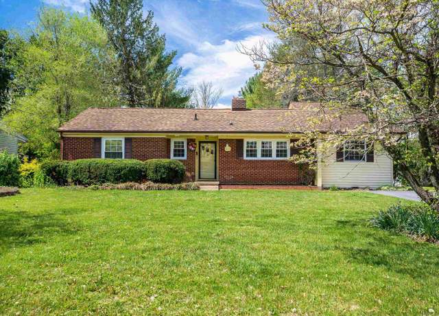 Property at 218 Court Rd, Waynesboro, VA 22980, 4 beds, 2 baths