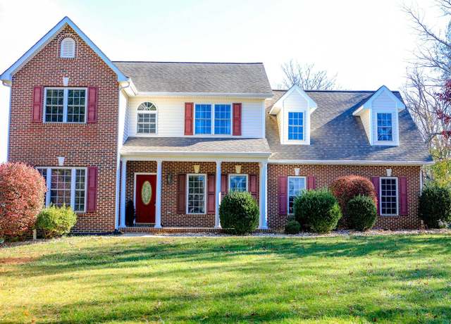 Property at 182 Henkel Rd, Waynesboro, VA 22980, 3 beds, 2.5 baths