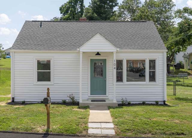 Property at 104 East Ave, Staunton, VA 24401, 2 beds, 1 bath