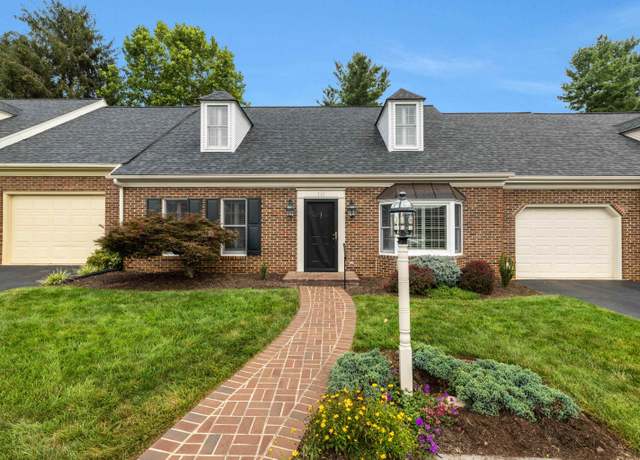 Property at 10 Pelham Green West, Waynesboro, VA 22980, 4 beds, 2.5 baths