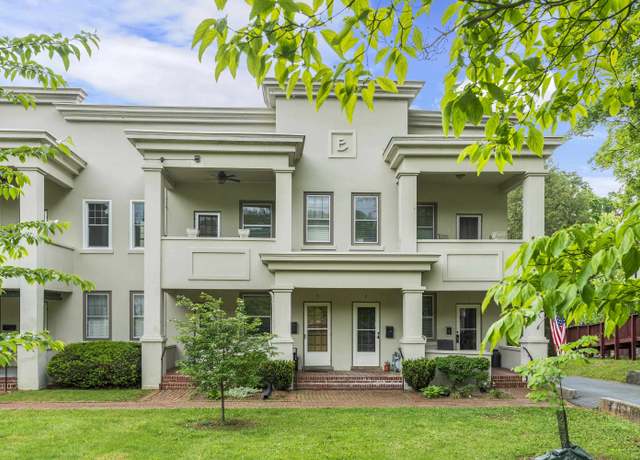 Property at 1311 Augusta St N, Staunton, VA 24401, 2 beds, 1 bath