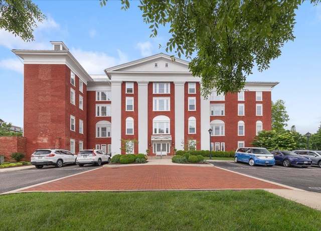 Property at 100 Village Dr #201, Staunton, VA 24401, 2 beds, 2 baths