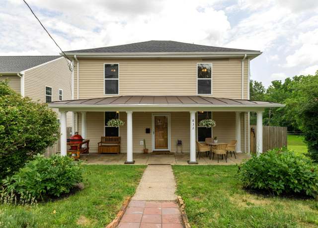 Property at 832 Grayson Ave, Waynesboro, VA 22980, 4 beds, 2.5 baths