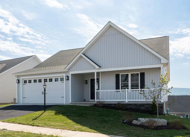 Property at 212 Spring Run Ln, Waynesboro, VA 22980, 3 beds, 2 baths