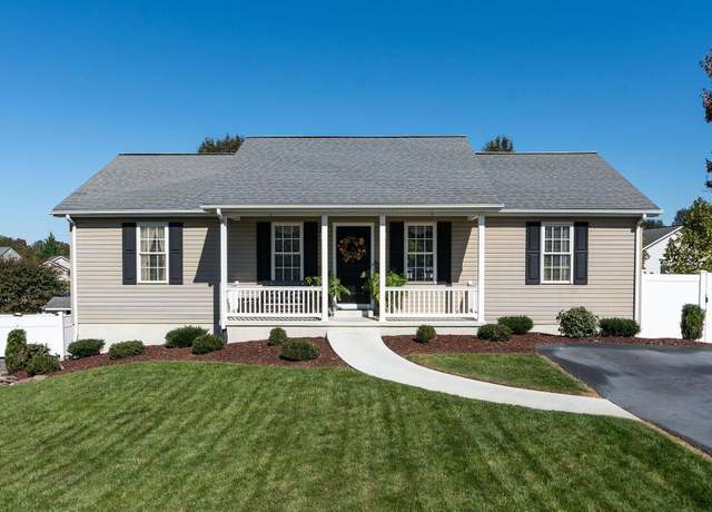 Property at 128 Lofton Dr, Weyers Cave, VA 24486, 3 beds, 2 baths
