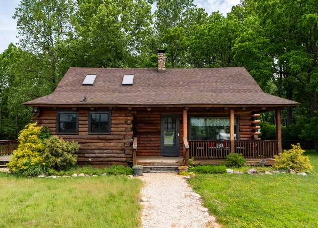 Property at 35 Bottom Rd S, Raphine, VA 24472, 3 beds, 2 baths
