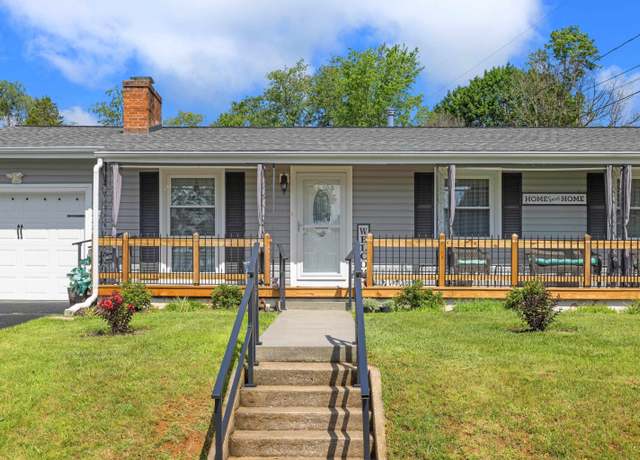 Property at 2399 Highview Cir, Staunton, VA 24401, 2 beds, 1.5 baths