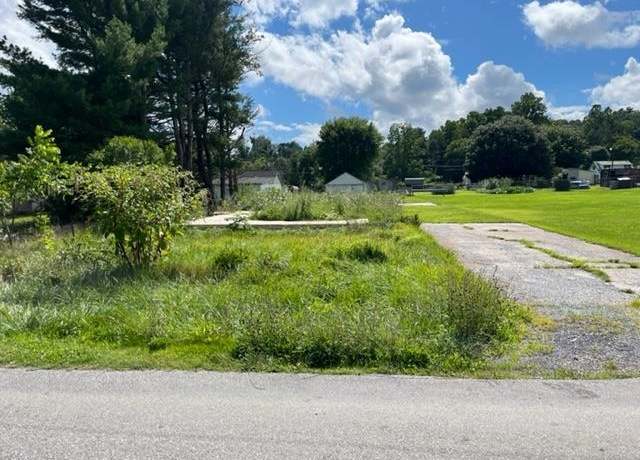 Property at 62 Hancock St N, Craigsville, VA 24430