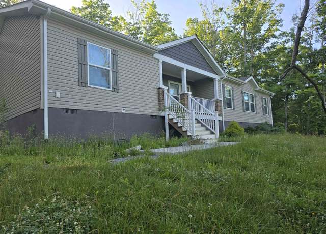 Property at 41 Scenic Hills Dr, Waynesboro, VA 22980, 3 beds, 2 baths
