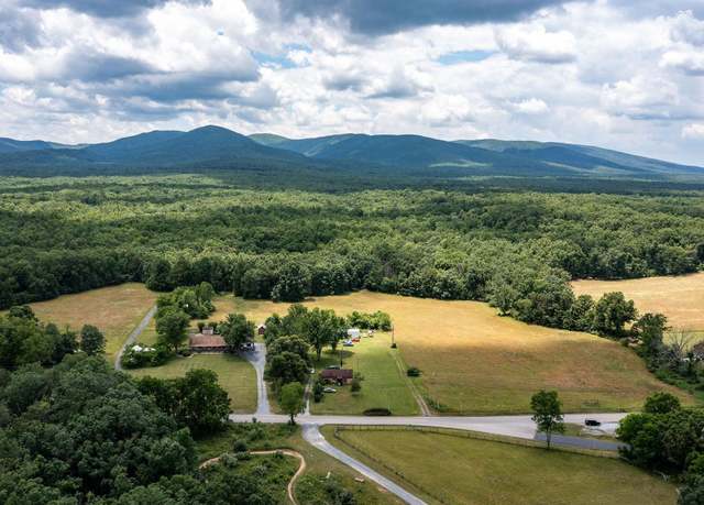 Property at 1655 Howardsville Tpke, Stuarts Draft, VA 24477, 3 beds, 2 baths