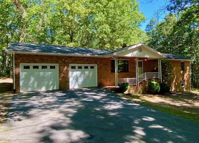 Property at 1655 Howardsville Tpke, Stuarts Draft, VA 24477, 3 beds, 2 baths