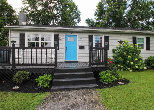 Property at 660 Augusta Ave N, Waynesboro, VA 22980, 3 beds, 1 bath