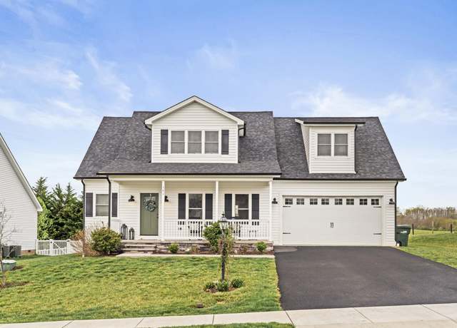 Property at 141 Tomasville Dr, Waynesboro, VA 22980, 4 beds, 2.5 baths