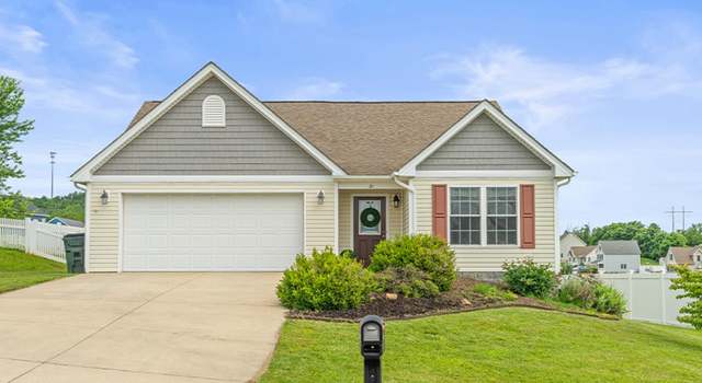 Photo of 21 Upland Ct, Stuarts Draft, VA 24477