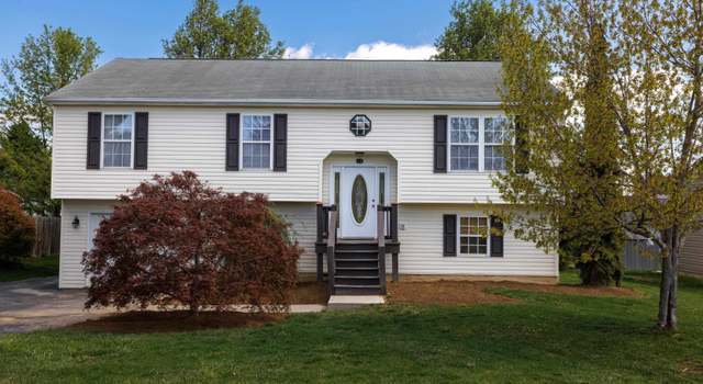 Photo of 14 Carrollton Ct, Weyers Cave, VA 24486